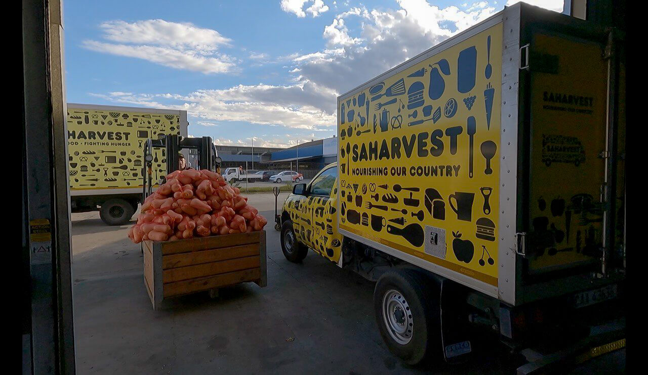 SA-Harvest_Trucks-and-rescued-food.jpg
